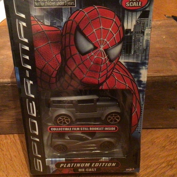 3 Spider-Man Platinum Edition die cast cars - Picture 4 of 5